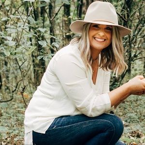 Meet your Posher, Meredith